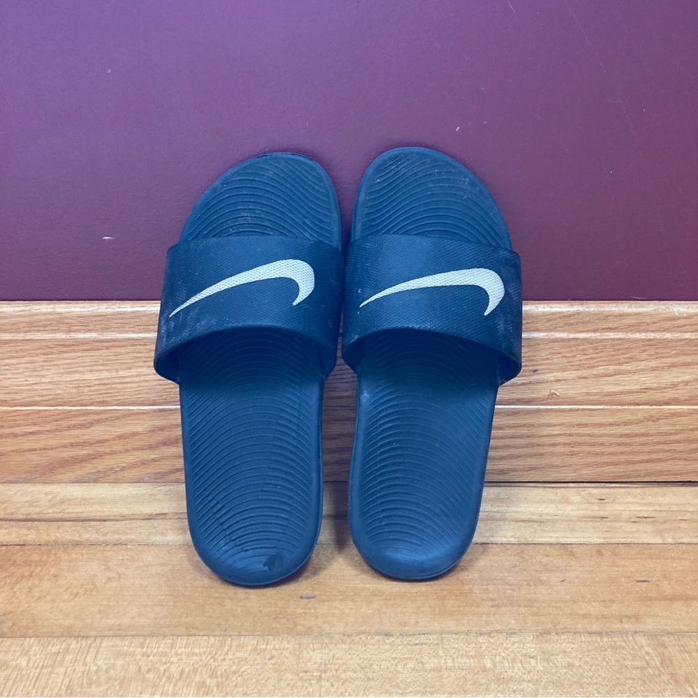 Nike Kawa Slides